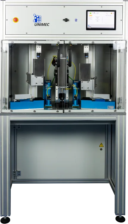 Équipement d'assemblage microtechnique entièrement automatique